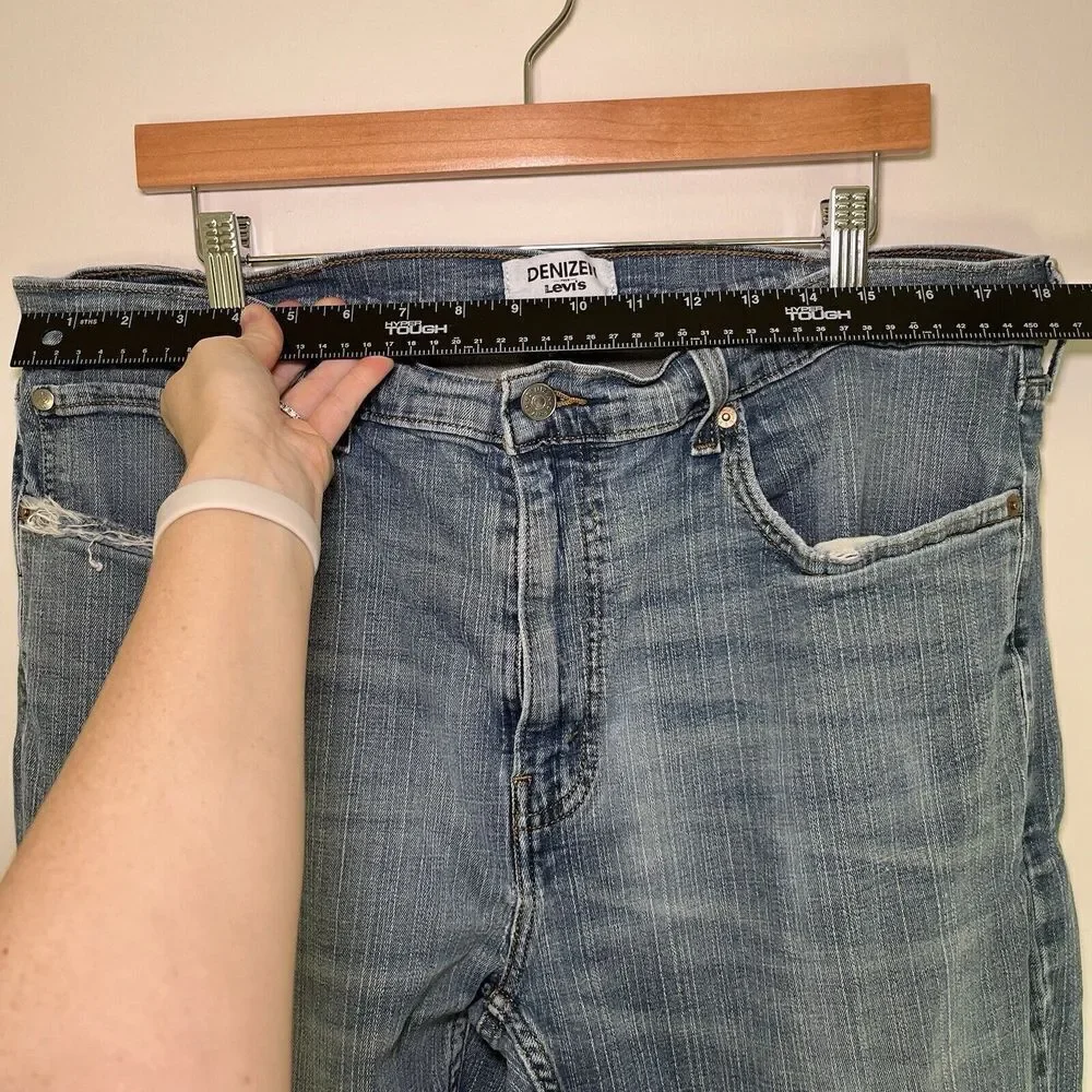 Levis these levi